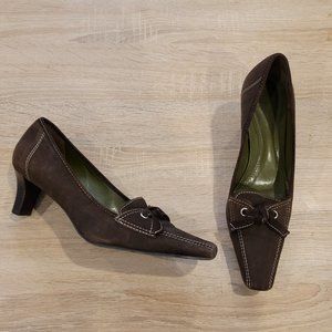 Ann Taylor Chocolate Brown Suede Size 8 Heels